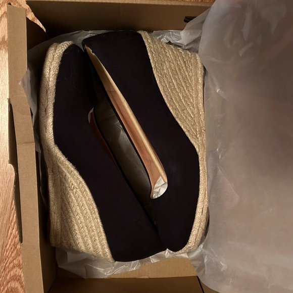 J. Crew Canvas Espadrille Wedges, Black, Size 8.5, Box included. - Picture 8 of 16